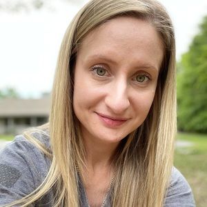 Meet your Posher, Juli